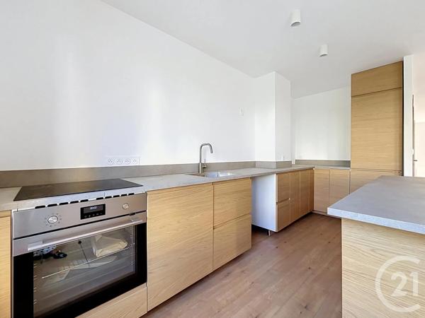 Appartement T4 à vendre  5 pièces - 109,91 m 2   CHARTRES  - 28