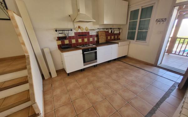 Maison à vendre    4 pièces •  La Fare-les-Oliviers