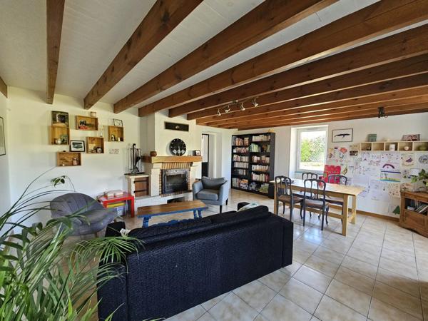 Vente Maison 5 pièces 181 m2 à Cramchaban