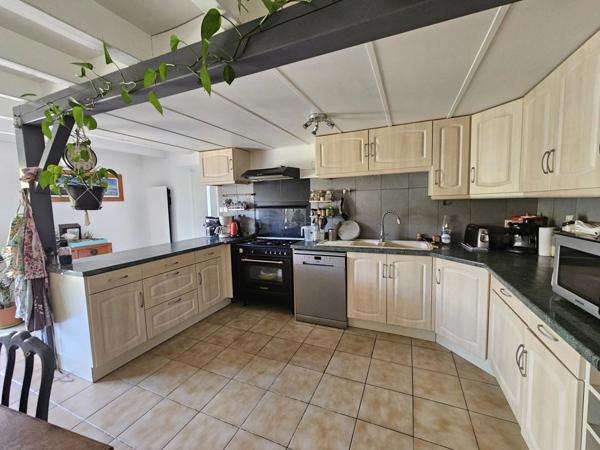 Vente Maison 5 pièces 181 m2 à Cramchaban