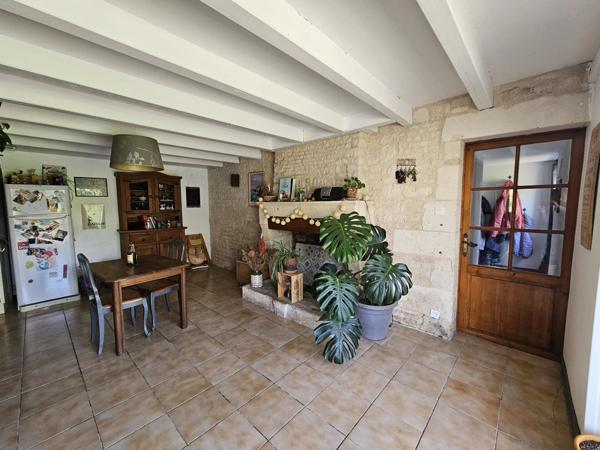 Vente Maison 5 pièces 181 m2 à Cramchaban