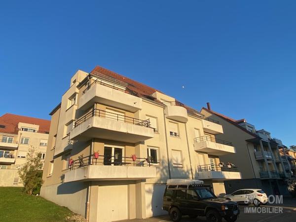 3%COM Beau F3 en duplex avec balcon et garage double Hochfelden (67270)