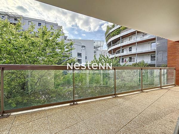 ISSY LES MOULINEAUX - FORT D'ISSY - Vente appartement 4 pièces de 92,30 m² avec un balcon de 10,90 m²