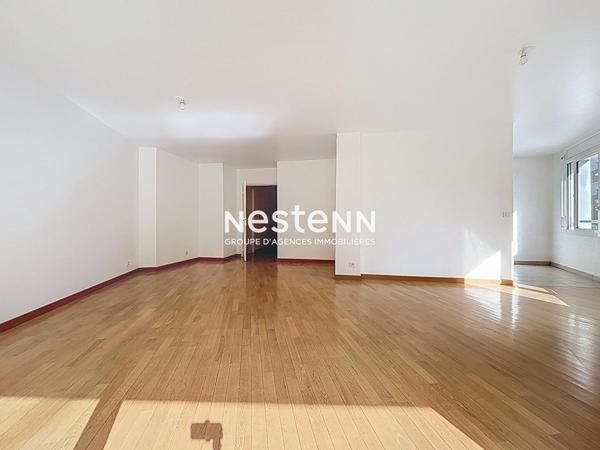 ISSY LES MOULINEAUX - FORT D'ISSY - Vente appartement 4 pièces de 92,30 m² avec un balcon de 10,90 m²