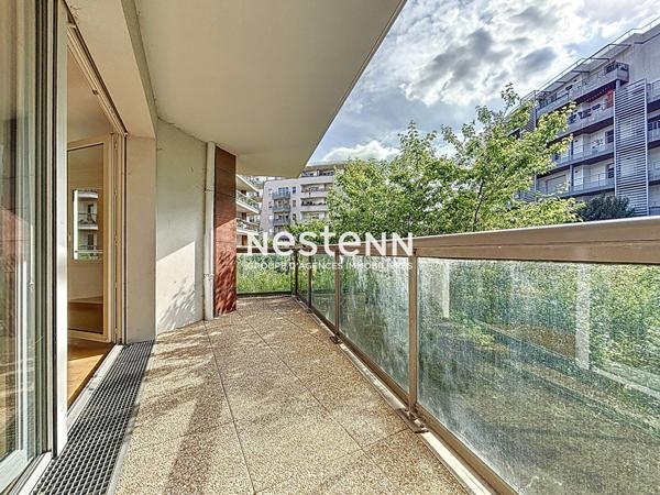 ISSY LES MOULINEAUX - FORT D'ISSY - Vente appartement 4 pièces de 92,30 m² avec un balcon de 10,90 m²