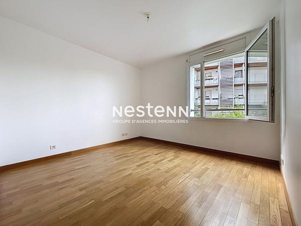 ISSY LES MOULINEAUX - FORT D'ISSY - Vente appartement 4 pièces de 92,30 m² avec un balcon de 10,90 m²