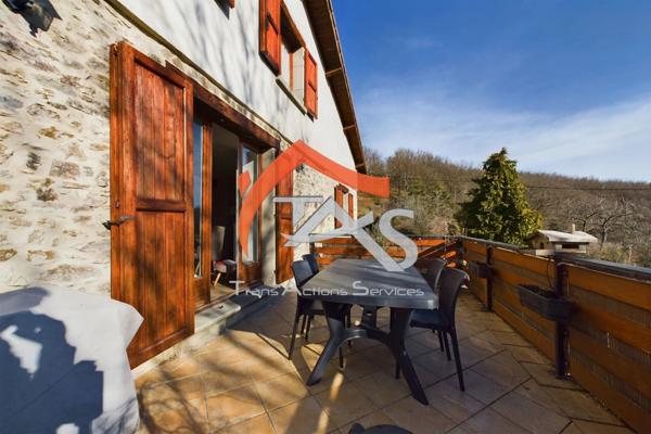 Vente Maison 7 pièces 224 m2 à Saint-Chamond