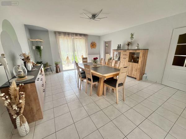 Maison à vendre à Chalezeule dans le Doubs (25220), ref : 25006-75-2025