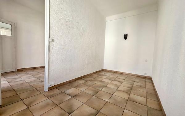 Appartement à vendre    2 pièces • 30,46 m2 La Seyne-sur-Mer