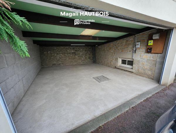 Maison Saint-Hilaire-Du-Harcouët 6 pièce(s) 110 m2