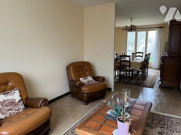 Maison BOURBON L'ARCHAMBAULT 03160