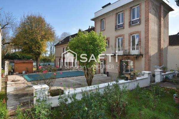 Ancien relais postal – Maison + Tour + dépendances