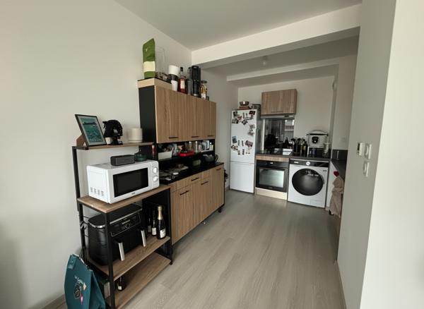 À LOUER ? T3 récent en résidence sécurisée ? Emplacement idéal