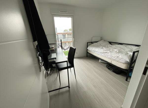 À LOUER ? T3 récent en résidence sécurisée ? Emplacement idéal