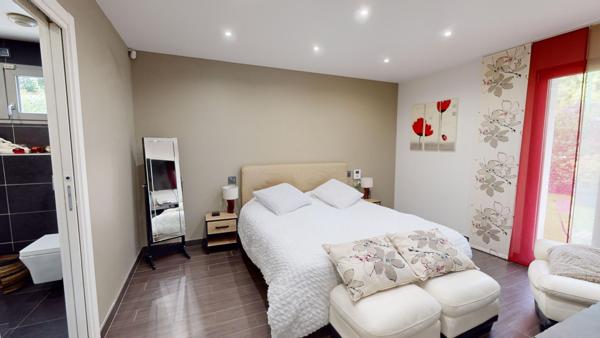 Vente maison 10 pièces 309 m² - terrain de 800m2