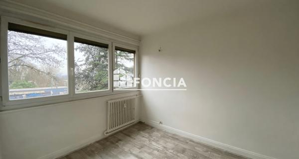 Location Appartement 2 pièces 31.49 m² - Conflans-sainte-honorine 78700