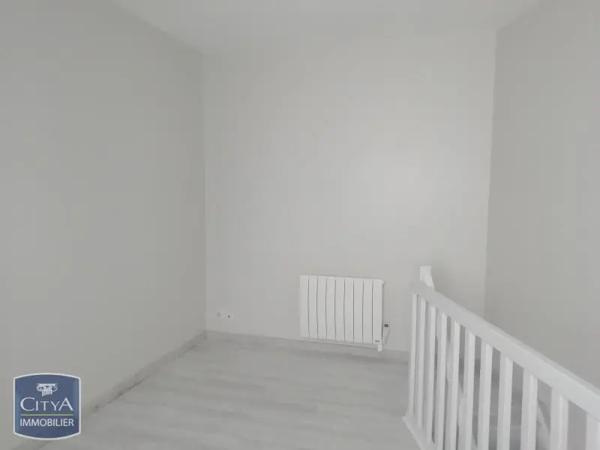 Appartement à louer 2 pièces 25.07m² Le Blanc (36300)