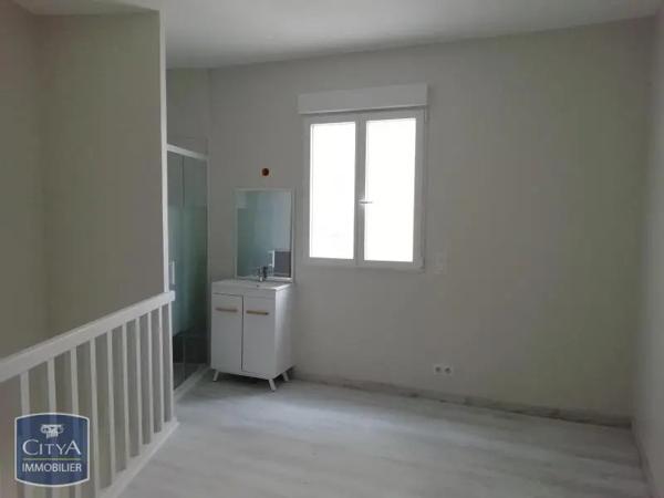 Appartement à louer 2 pièces 25.07m² Le Blanc (36300)