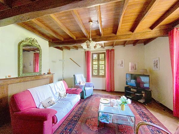 Maison de caracteres avec dependance a La Salvetat Belmontet