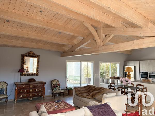 Maison 6 pièces de 129 m² à Sainte-Marie-de-Ré (17740)