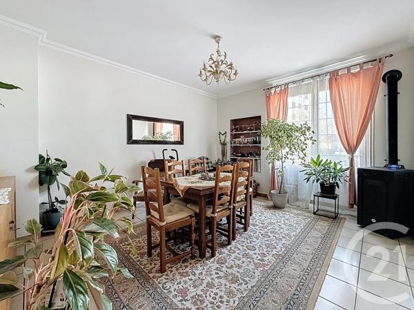 Maison à vendre  6 pièces - 136,42 m 2   CHENOVE  - 21