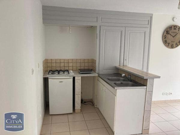 Location appartement Châlons-en-Champagne (51000) 1 pièce 29.69m²