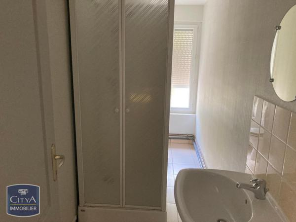 Location appartement Châlons-en-Champagne (51000) 1 pièce 29.69m²