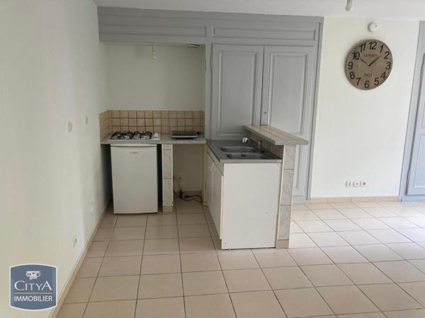 Location appartement Châlons-en-Champagne (51000) 1 pièce 29.69m²