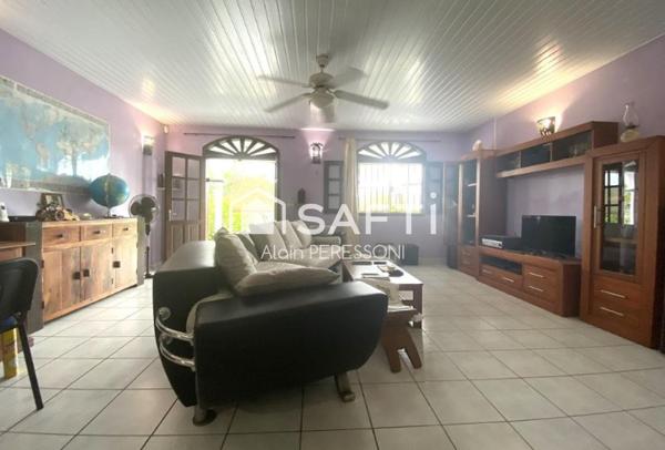 Villa T5 Piscine ~123m2 hab / 1050m2 terr.