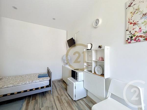 Maison à vendre  9 pièces - 156 m 2   LURE  - 70
