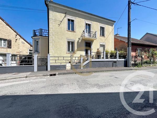 Maison à vendre  9 pièces - 156 m 2   LURE  - 70