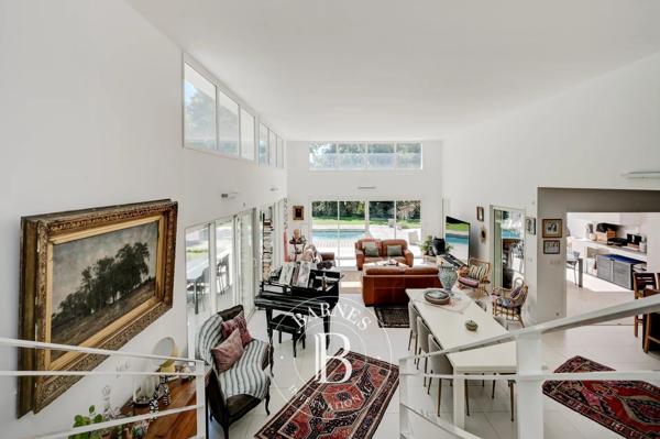 Aix-en-Provence, Maison 4 Chambres -  238 m² à vendre