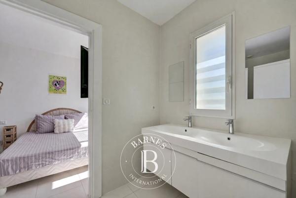 Aix-en-Provence, Maison 4 Chambres -  238 m² à vendre