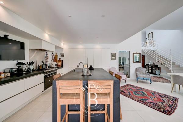 Aix-en-Provence, Maison 4 Chambres -  238 m² à vendre