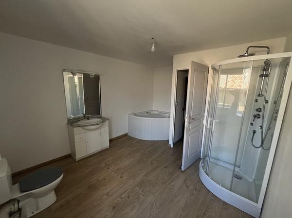 Maison à vendre 79 950 € Saint-Hilaire-le-Château 9 p 210 m² DPE C