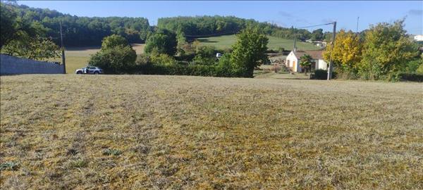 Terrain à vendre |  Châteauneuf-sur-Charente |  850 m²