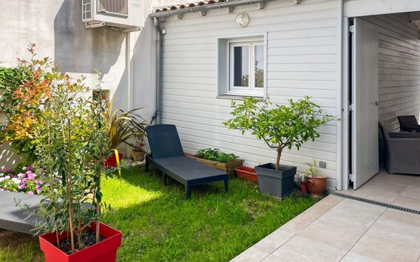 Maison à vendre    7 pièces •  Le Bois-Plage-en-Ré