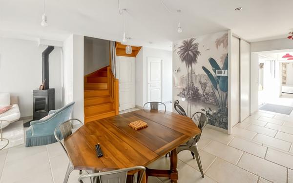 Maison à vendre    7 pièces •  Le Bois-Plage-en-Ré