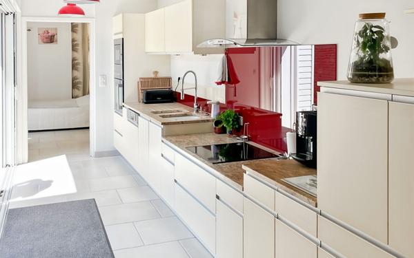 Maison à vendre    7 pièces •  Le Bois-Plage-en-Ré