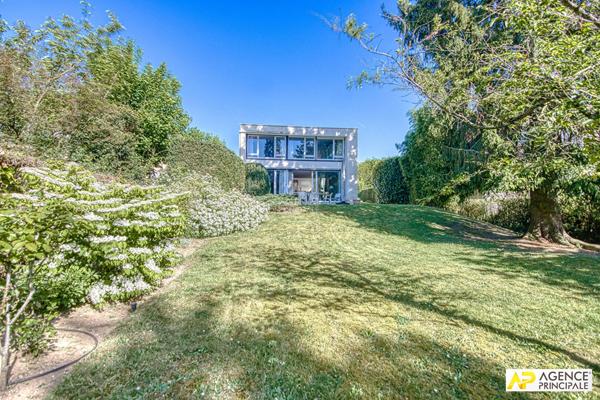 Versailles Glatigny Maison 6 pièces 130 m² habitables sur une parcelle de 1063 m² €1 299 000 ** - Référence 27649