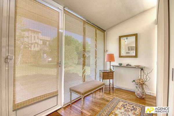 Versailles Glatigny Maison 6 pièces 130 m² habitables sur une parcelle de 1063 m² €1 299 000 ** - Référence 27649
