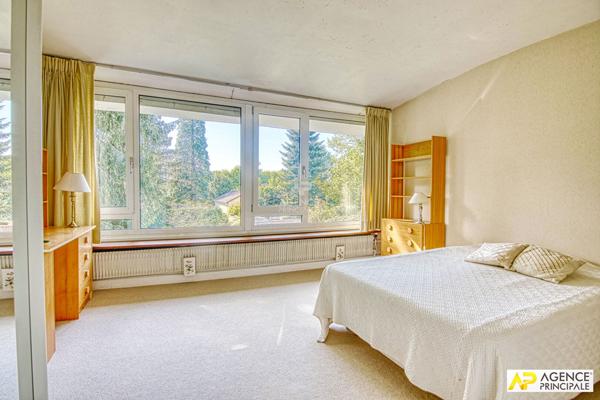 Versailles Glatigny Maison 6 pièces 130 m² habitables sur une parcelle de 1063 m² €1 299 000 ** - Référence 27649