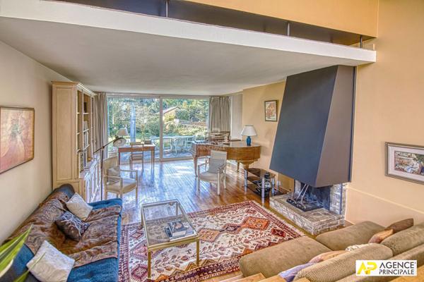 Versailles Glatigny Maison 6 pièces 130 m² habitables sur une parcelle de 1063 m² €1 299 000 ** - Référence 27649