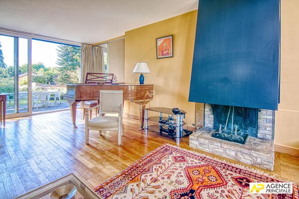 Versailles Glatigny Maison 6 pièces 130 m² habitables sur une parcelle de 1063 m² €1 299 000 ** - Référence 27649