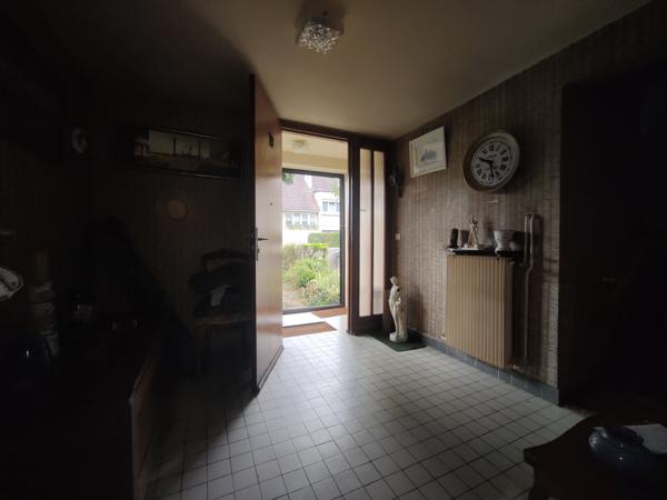 JOLIE MAISON DE CHARME A RENOVER DE 110 M² HAB SUR 250 M² DE TERRAIN CLOS AU CALME PROCHE DE TOUTES COMMODITES Beauvais (60000)
