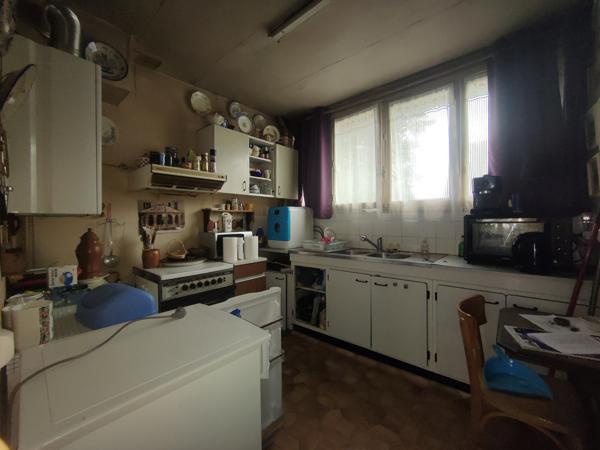 JOLIE MAISON DE CHARME A RENOVER DE 110 M² HAB SUR 250 M² DE TERRAIN CLOS AU CALME PROCHE DE TOUTES COMMODITES Beauvais (60000)