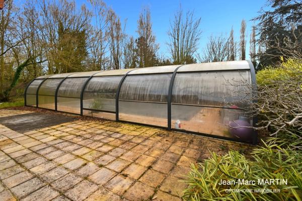 Maison à vendre à La Gorgue – Propriété bourgeoise familiale avec piscine couverte, pool house aménagé et environ 3 000 m² de terrain