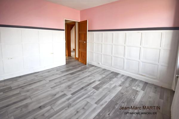 Maison à vendre à La Gorgue – Propriété bourgeoise familiale avec piscine couverte, pool house aménagé et environ 3 000 m² de terrain