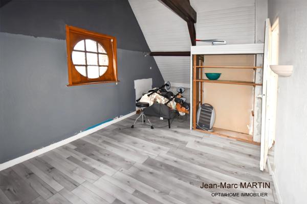 Maison à vendre à La Gorgue – Propriété bourgeoise familiale avec piscine couverte, pool house aménagé et environ 3 000 m² de terrain