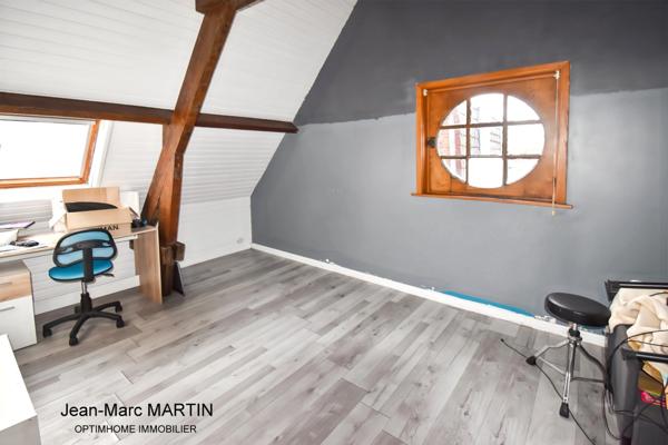 Maison à vendre à La Gorgue – Propriété bourgeoise familiale avec piscine couverte, pool house aménagé et environ 3 000 m² de terrain